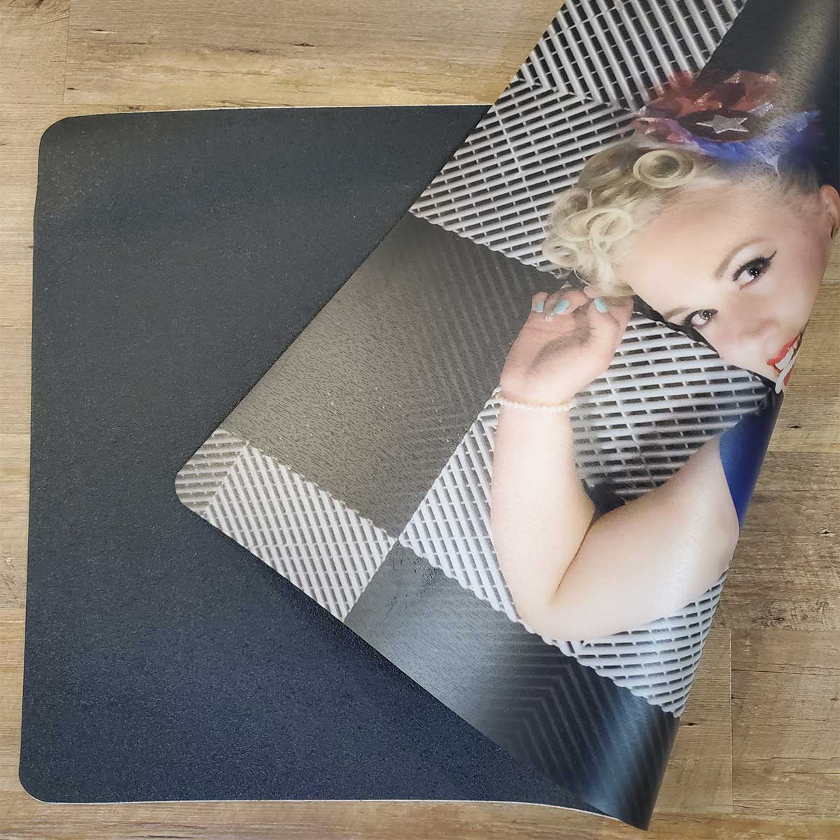 Graphic Image Flooring Nonskid Vinyl Mat